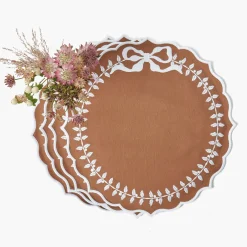 Chocolate Bow Laurel Placemats (Set of 4)