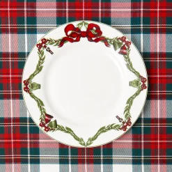Christmas Garland Dinner Plate