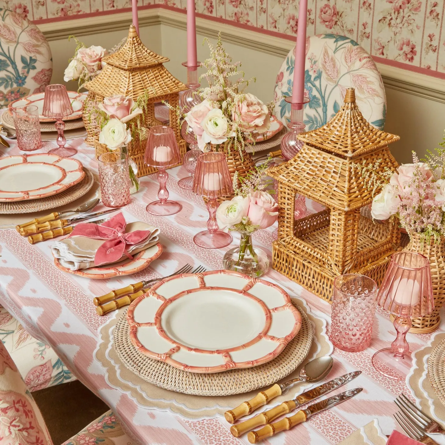 Edith Sand Placemats & Napkins (Set of 4)