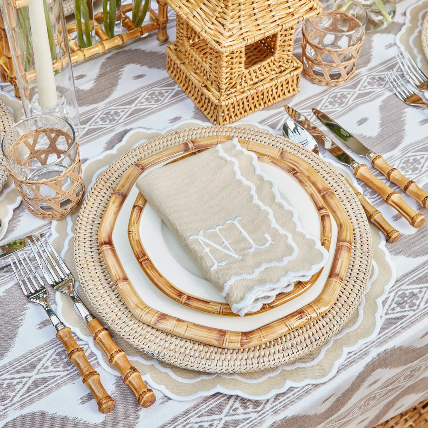 Edith Sand Placemats & Napkins (Set of 4)