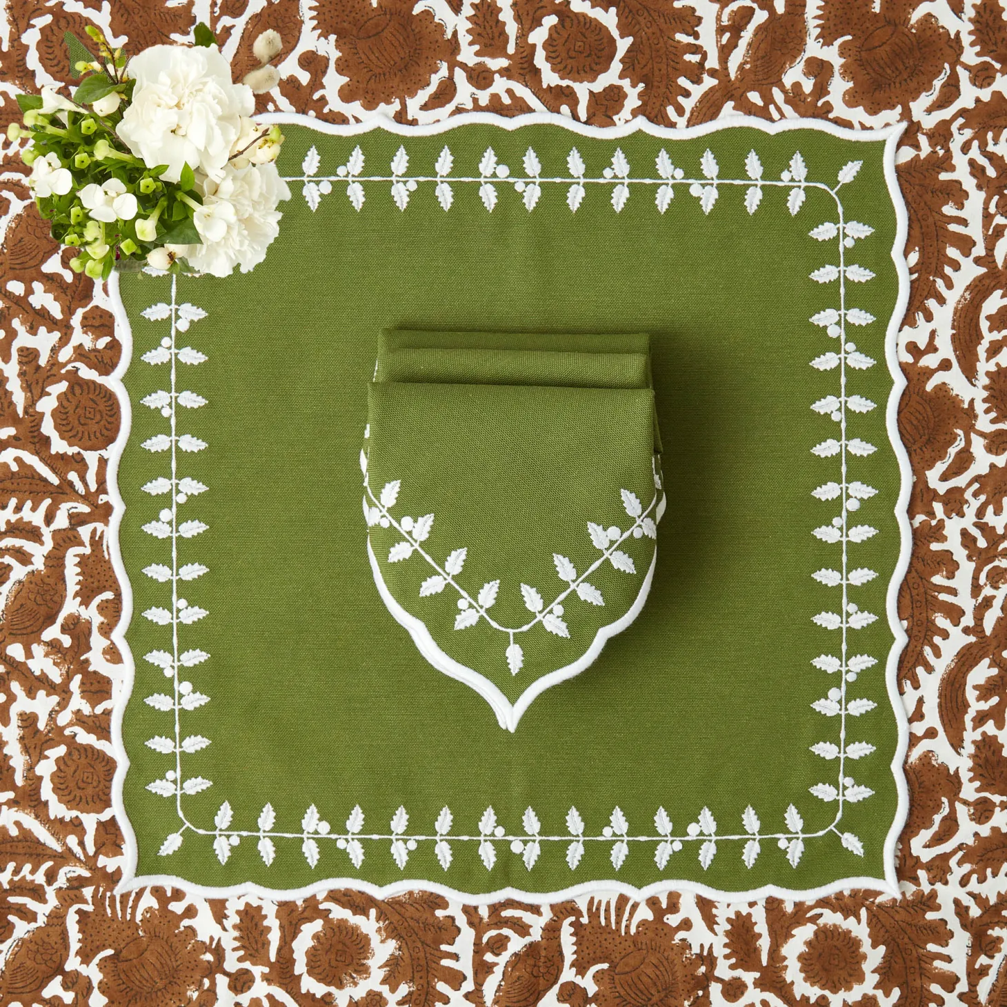Green Bow Laurel Napkins (Set of 4)