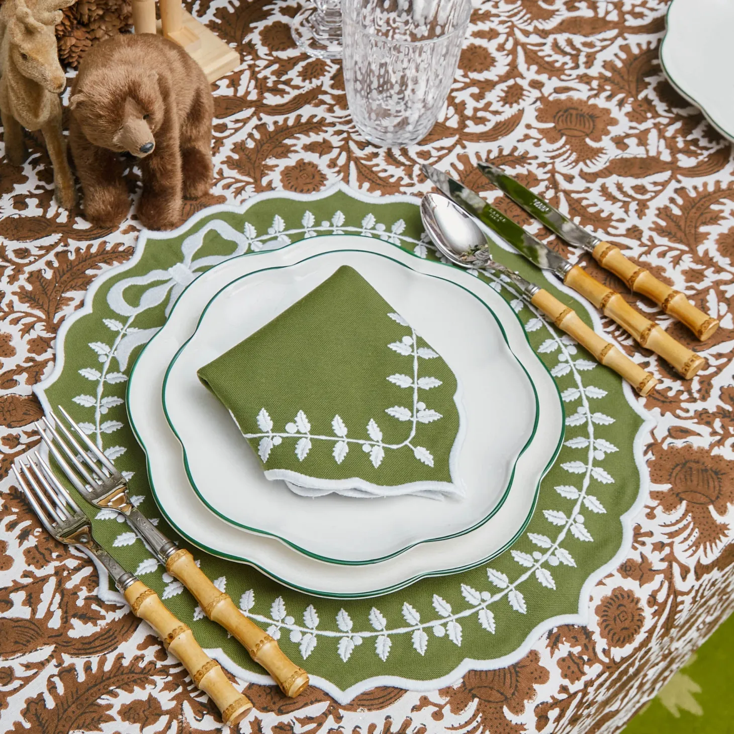 Green Bow Laurel Napkins (Set of 4)