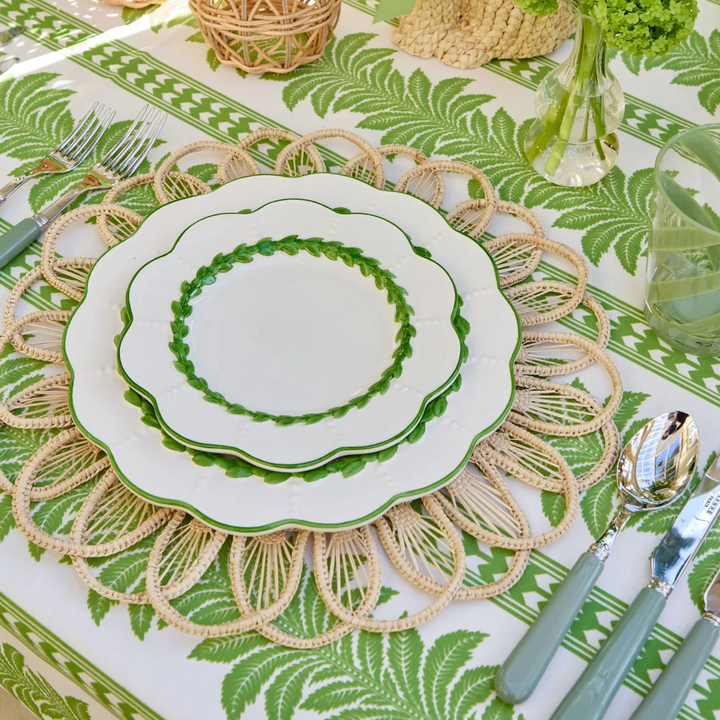 Green Laurel Starter Plate