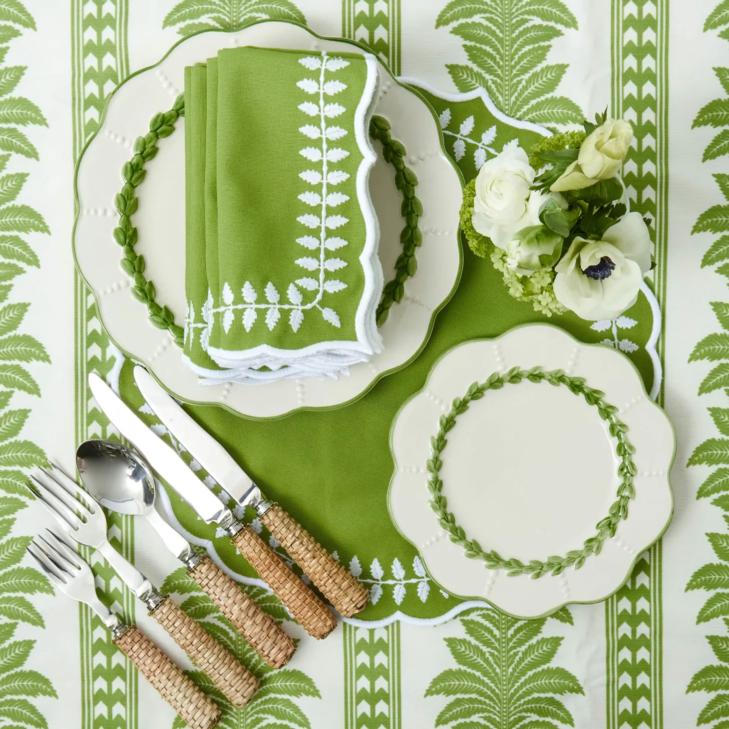 Green Laurel Starter Plate