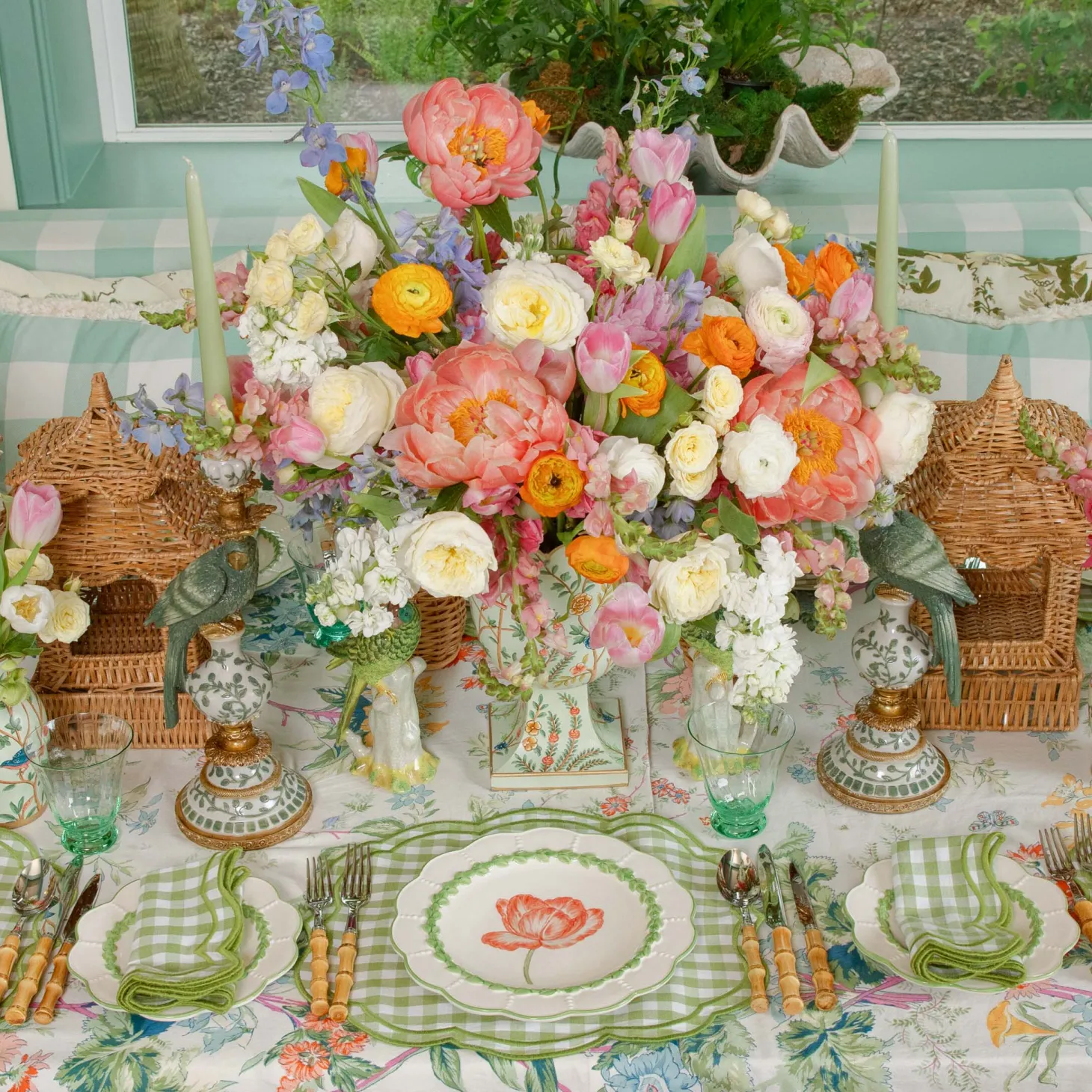 Green Laurel Tulip Dinner Plates (Set of 4)