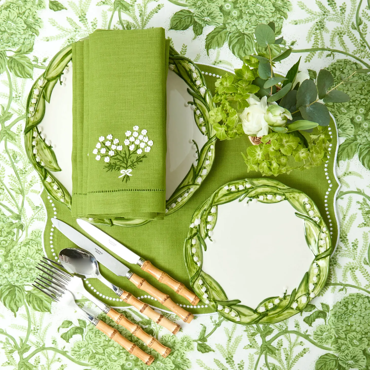 Hydrangea Green Linen Napkins (Set of 4)