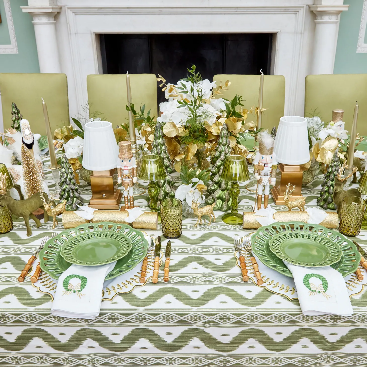 Joy Gold Candlescape