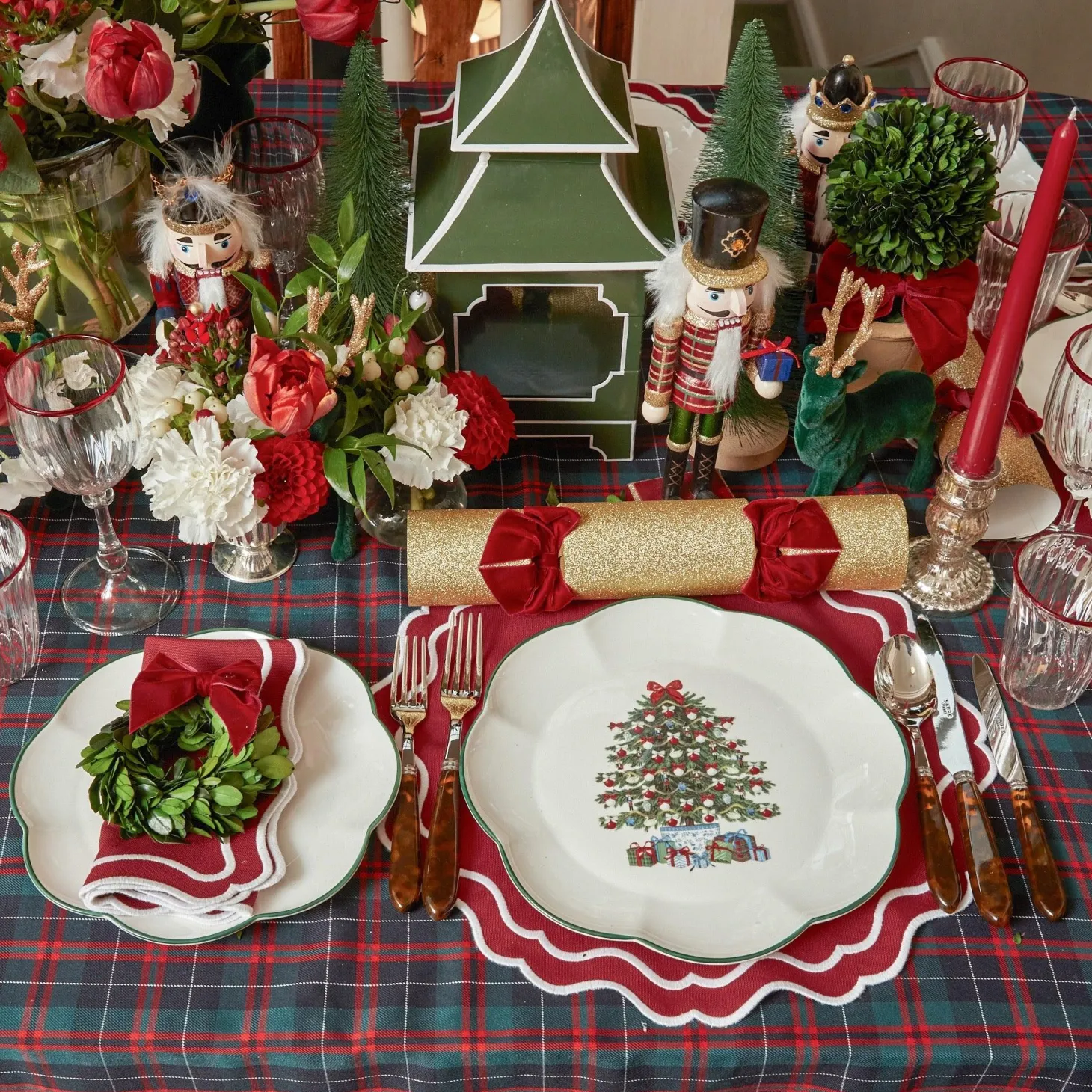 Katherine Berry Red Napkins (Set of 4)