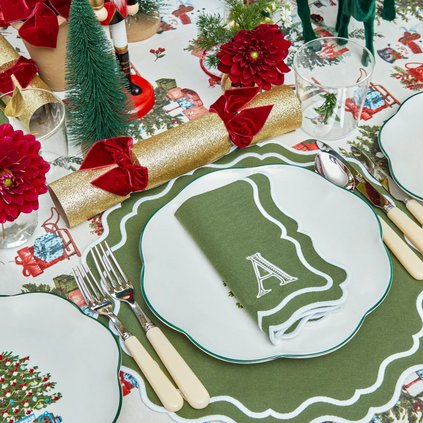 Katherine Green Napkins (Set of 4)