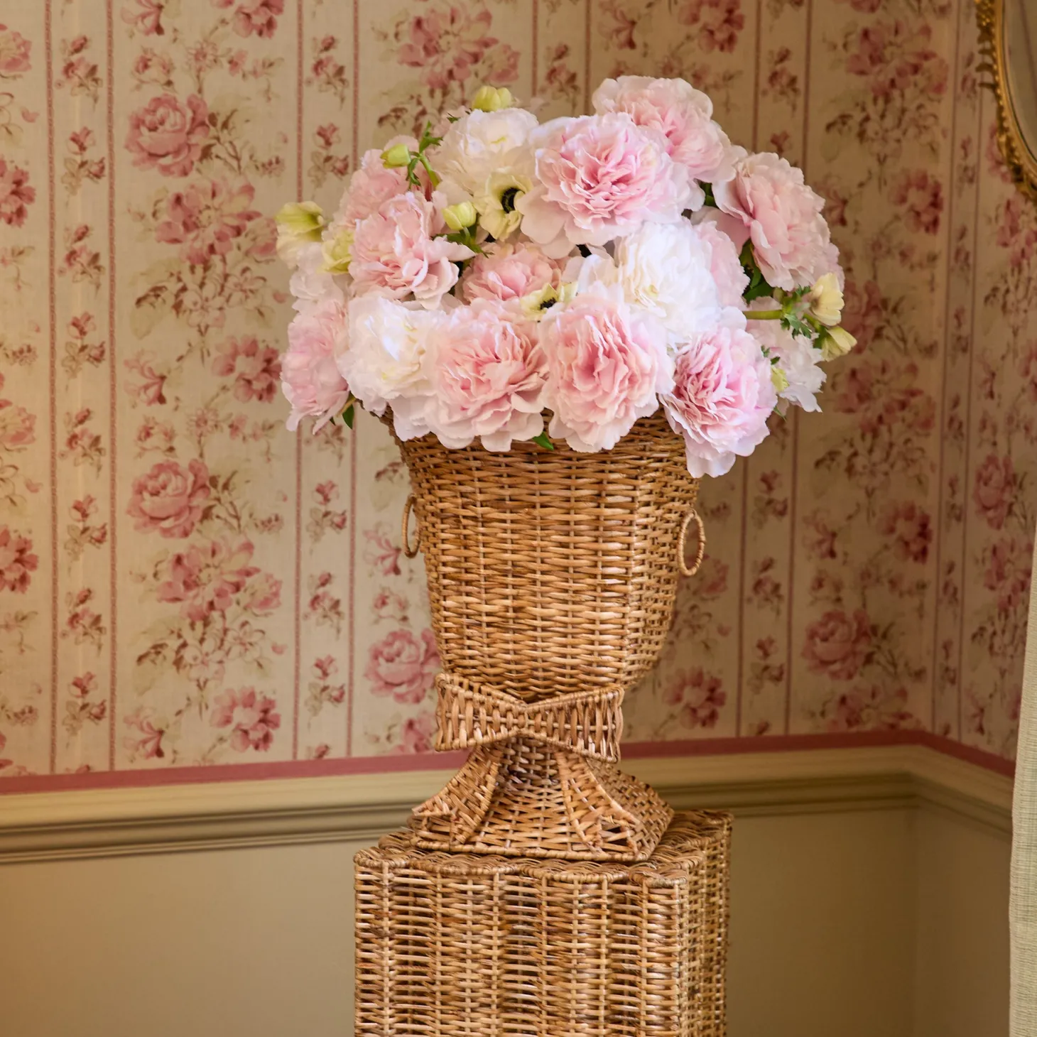 Liliana Bow Scalloped Rattan Urn
