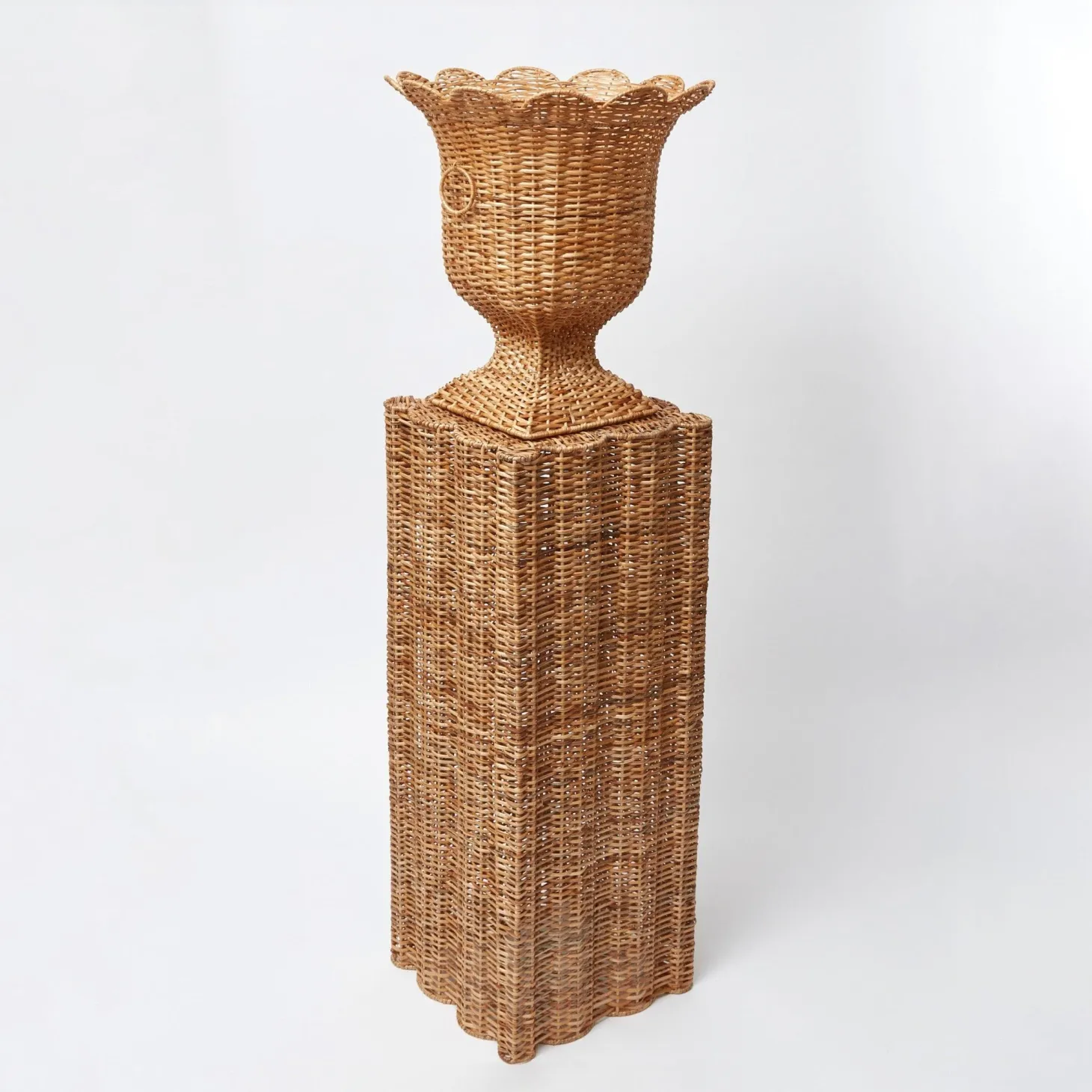 Liliana Scalloped Rattan Urn & Pedestal