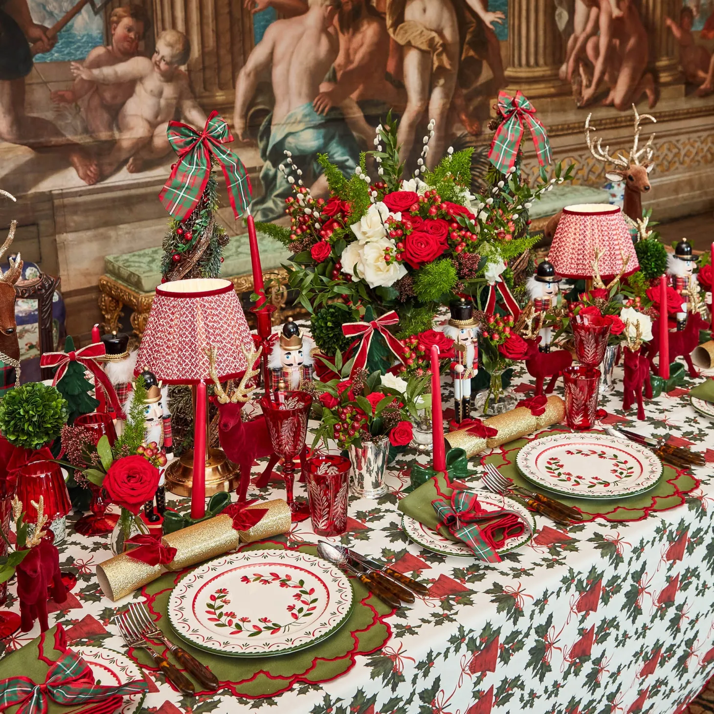 Lily Green & Red Napkins (Set of 4)