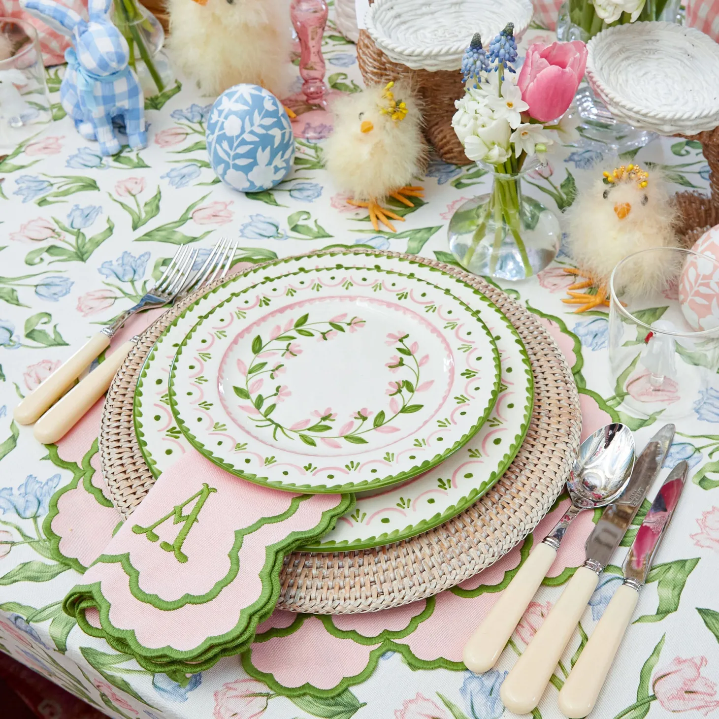 Lily Pink & Green Napkins (Set of 4)