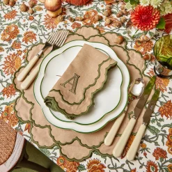 Lily Sand & Green Napkins (Set of 4)