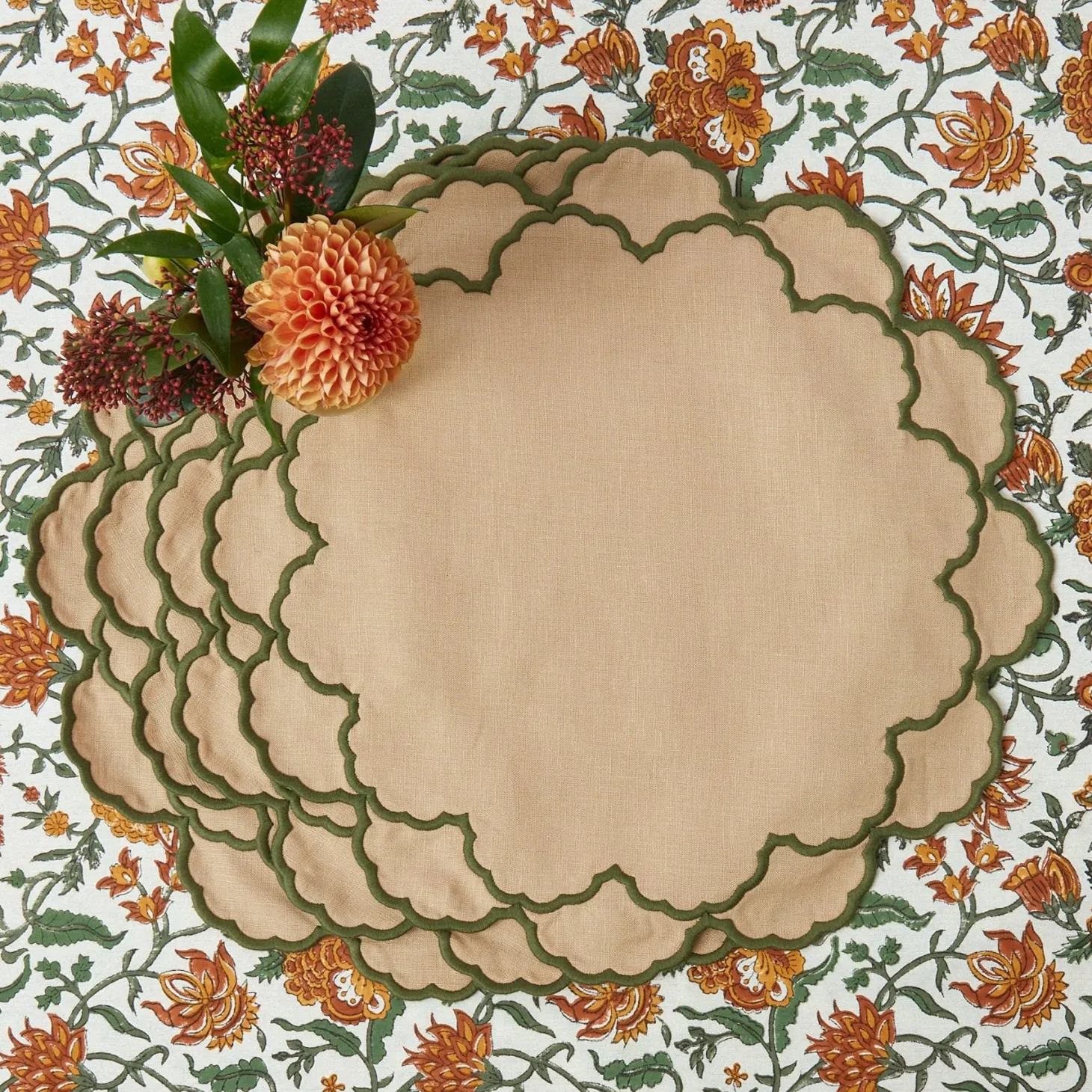 Lily Sand & Green Placemats & Napkins (Set of 4)