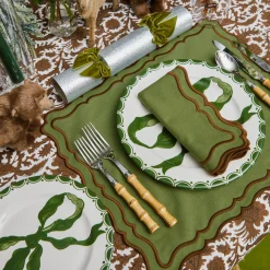 Marilyn Forest Green Bow Starter Plates (Set of 4)