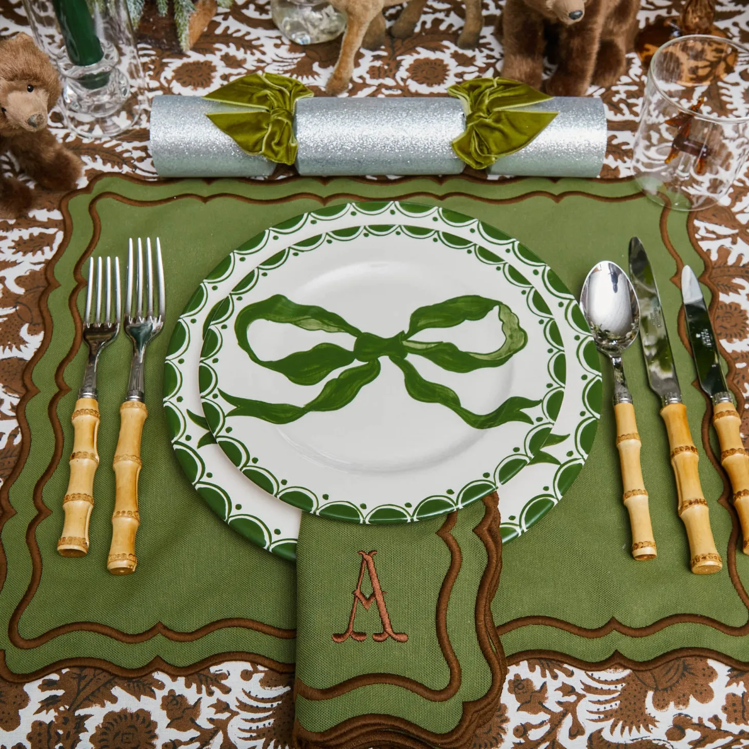 Marilyn Forest Green Bow Starter Plates (Set of 4)