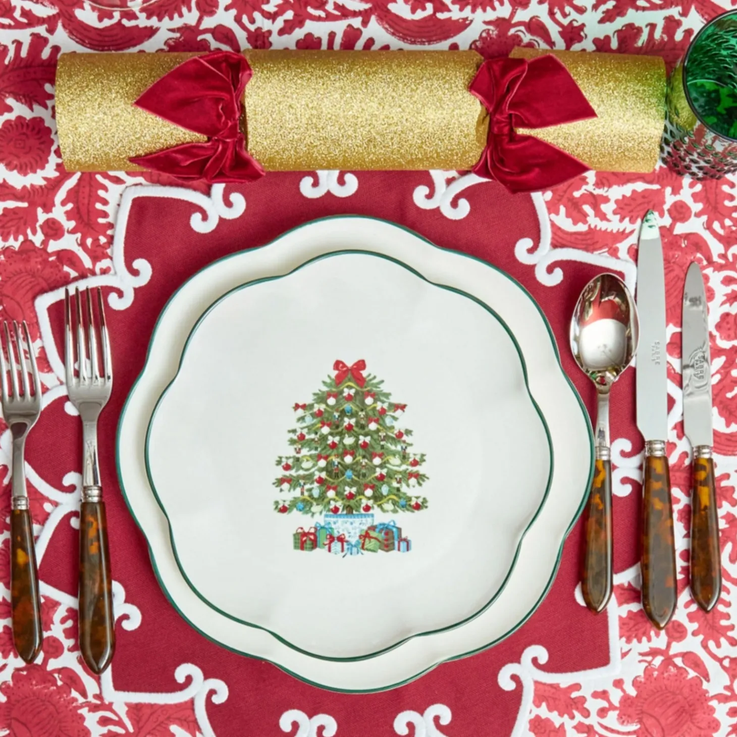 Mrs. Alice Christmas Tree Starter Plate