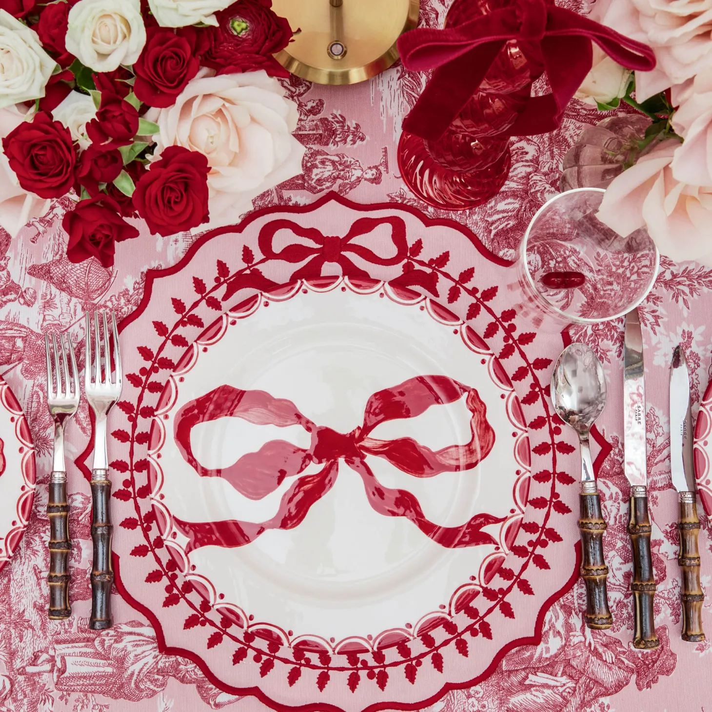 Pink & Red Bow Laurel Placemats (Set of 4)