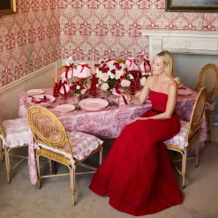 Pink & Red Bow Laurel Placemats & Napkins (Set of 4)