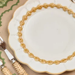 Putty Laurel Dinner Plates (Set of 4)