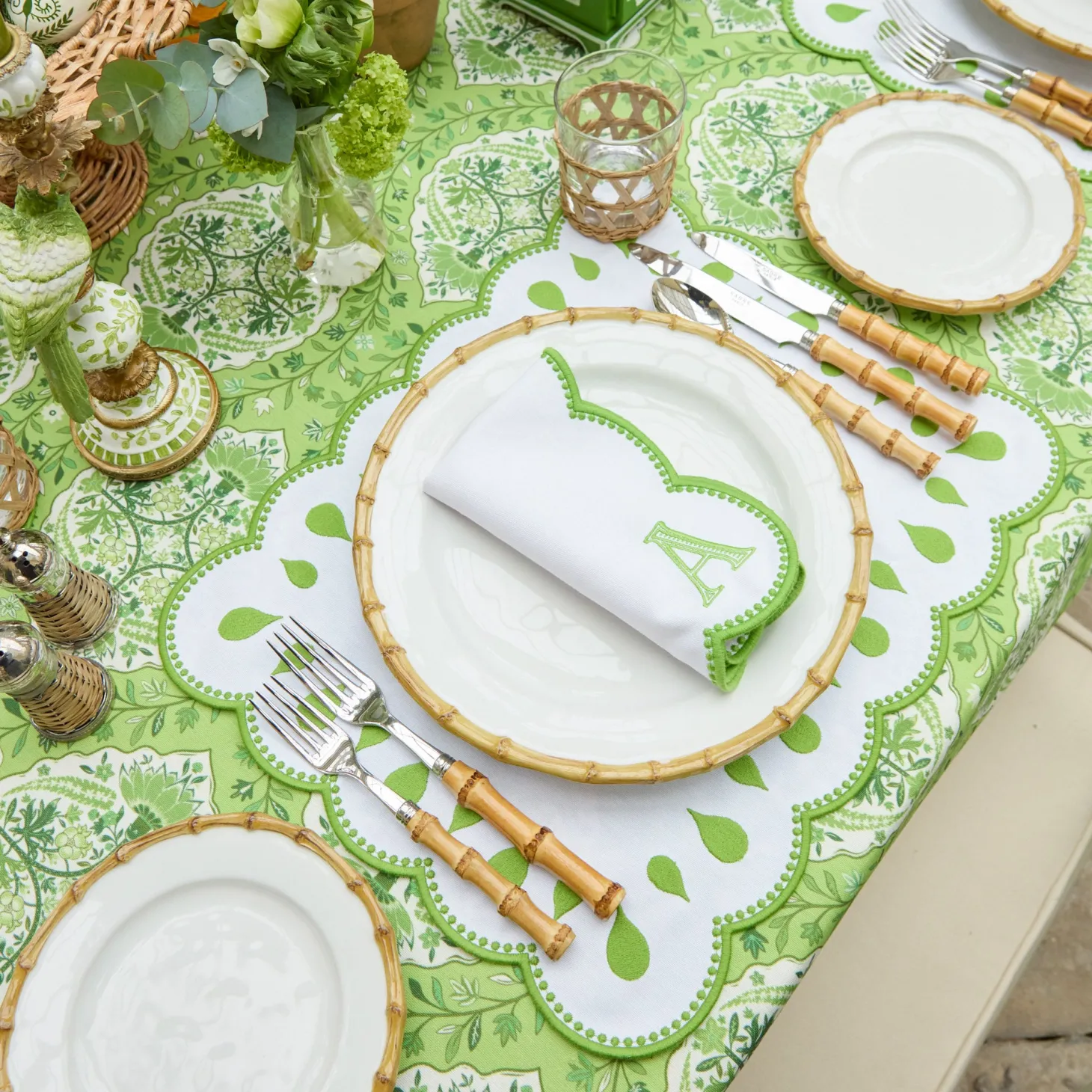 Rectangular Bettina White Placemats & Napkins (Set of 4)
