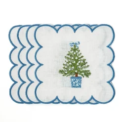Scalloped Christmas Tree Cocktail Napkins (Set of 4)