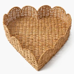 Scalloped Heart Rattan Tray