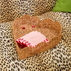 Scalloped Heart Rattan Tray