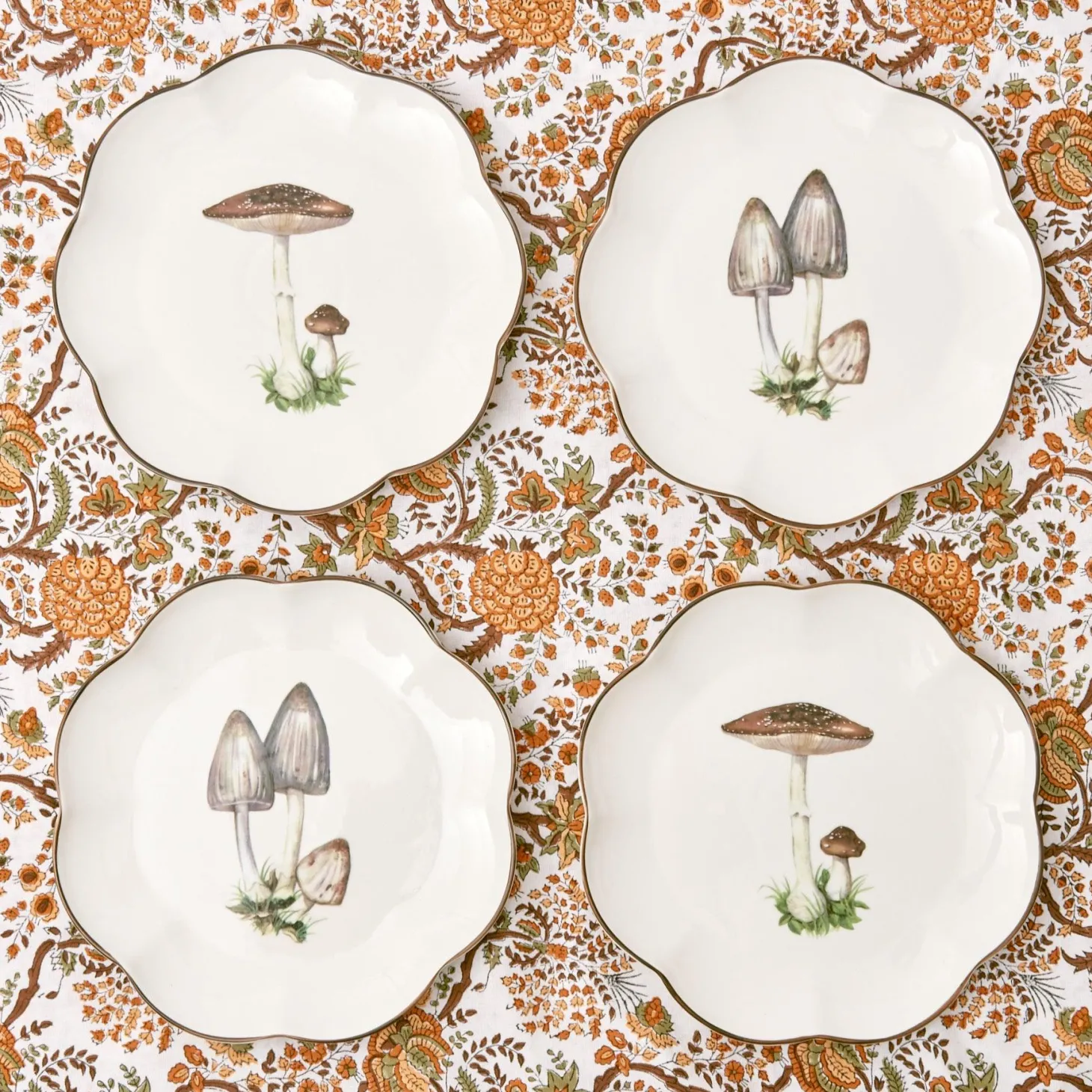 Scalloped Mushroom Starter Plates (Set of 4)
