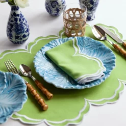 Serena Apple Green Scalloped Napkins (Set of 4)