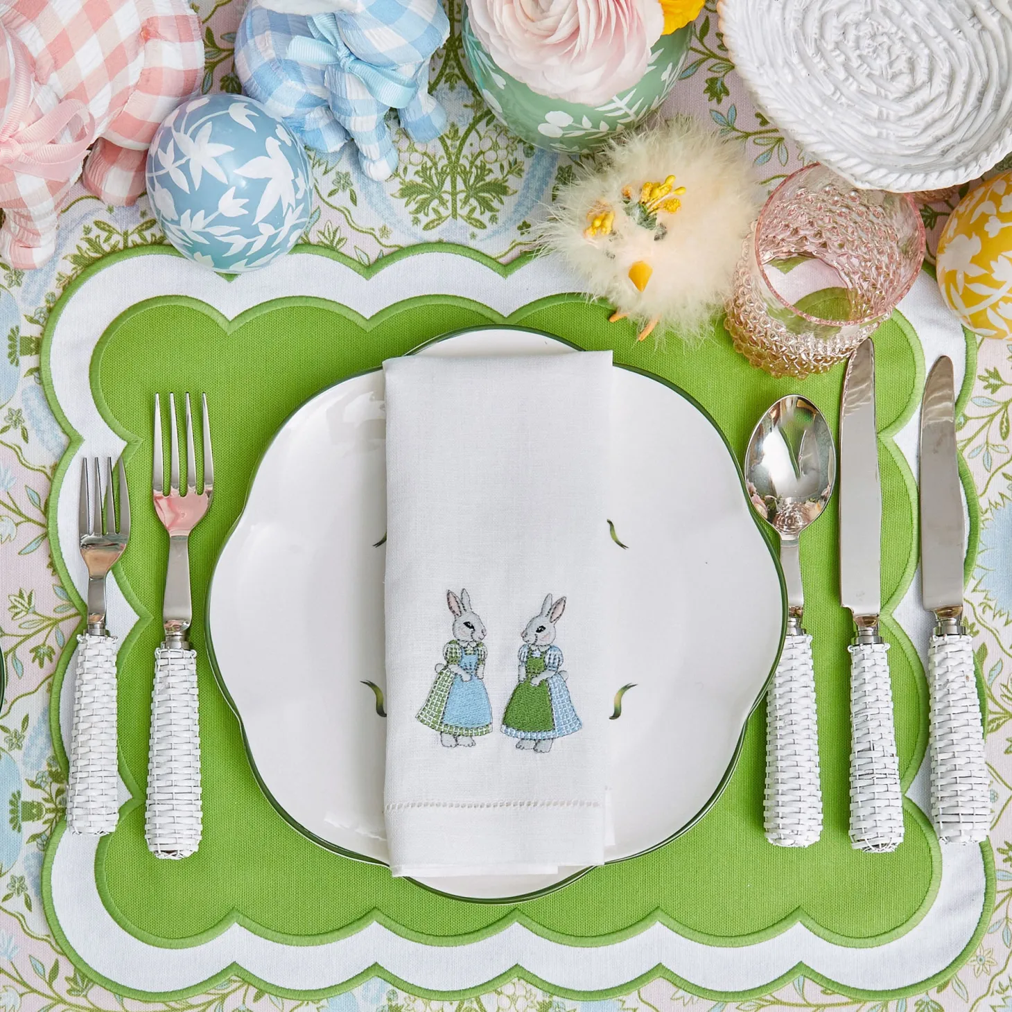 Serena Green Appliqué Placemats (Set of 4)
