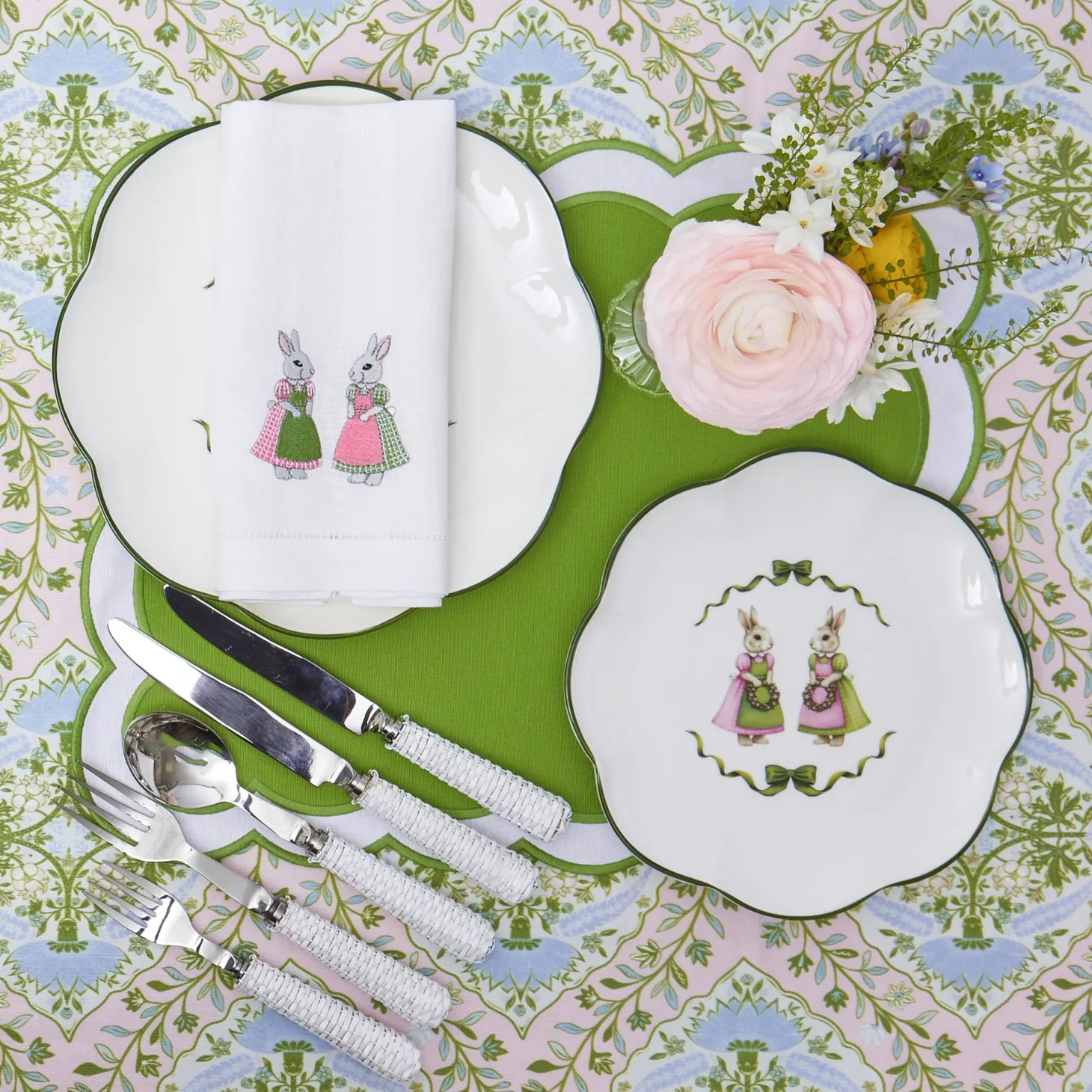Serena Green Appliqué Placemats (Set of 4)