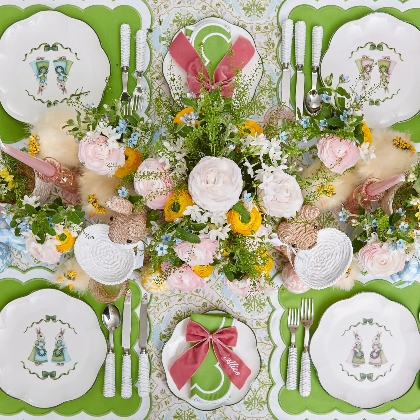 Serena Green Appliqué Placemats (Set of 4)