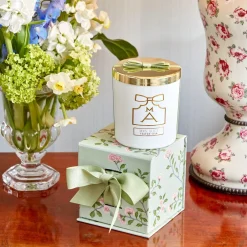 Velvet Oak Scented Candle